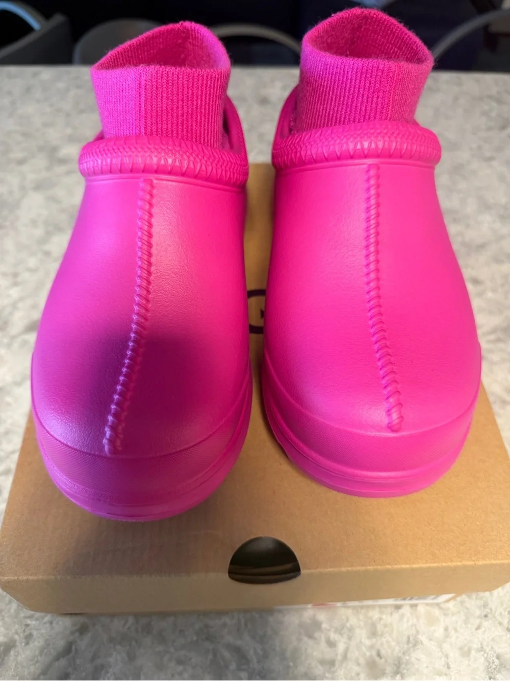UGG Tasman X Waterproof Clog Boots – Dragon Fruit Pink – Women’s US 7 – NWT